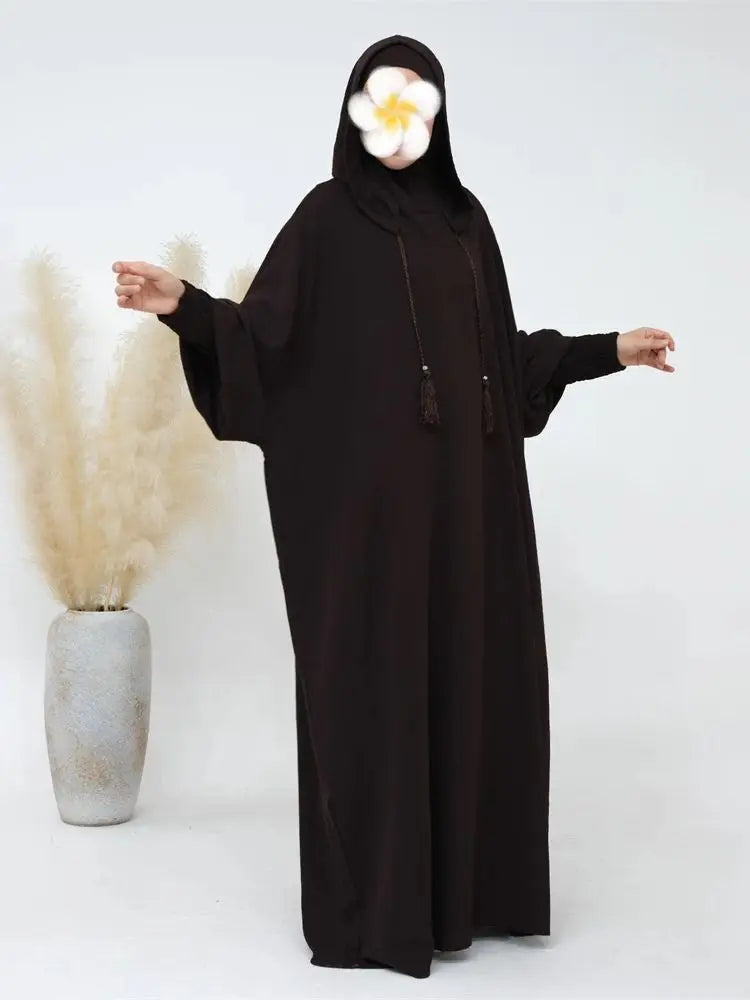 Muslim Abaya Women Dubai