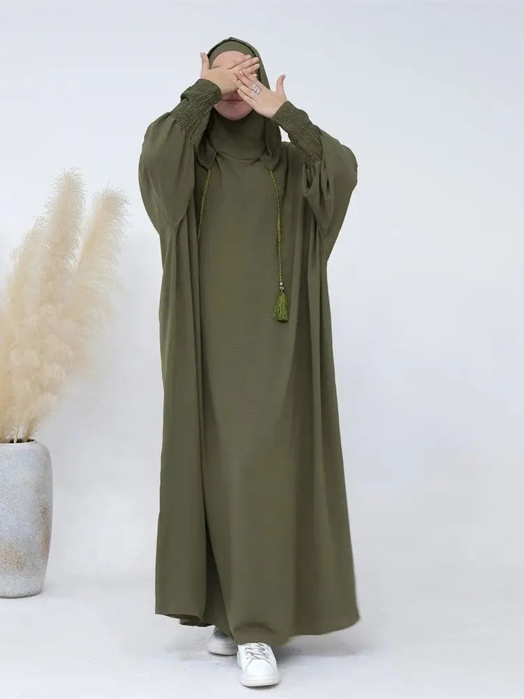 Muslim Abaya Women Dubai
