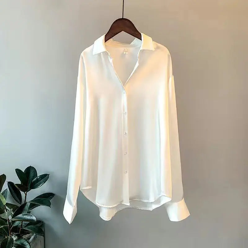 Blouse Femme Satin Manches Longues Col Revers – Élégante & Casual | LuxVrouw LuxVrouw