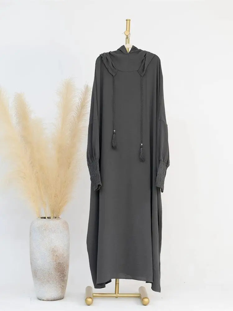 Muslim Abaya Women Dubai