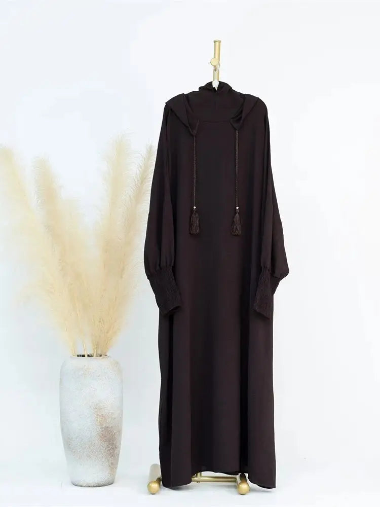 Muslim Abaya Women Dubai