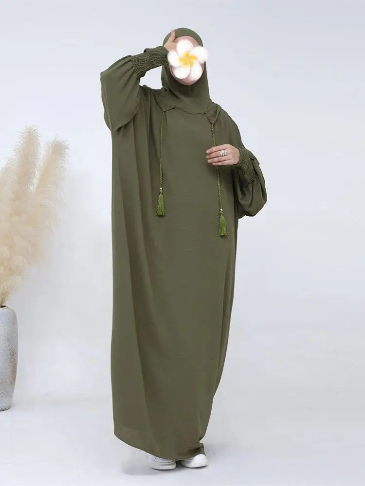 Muslim Abaya Women Dubai