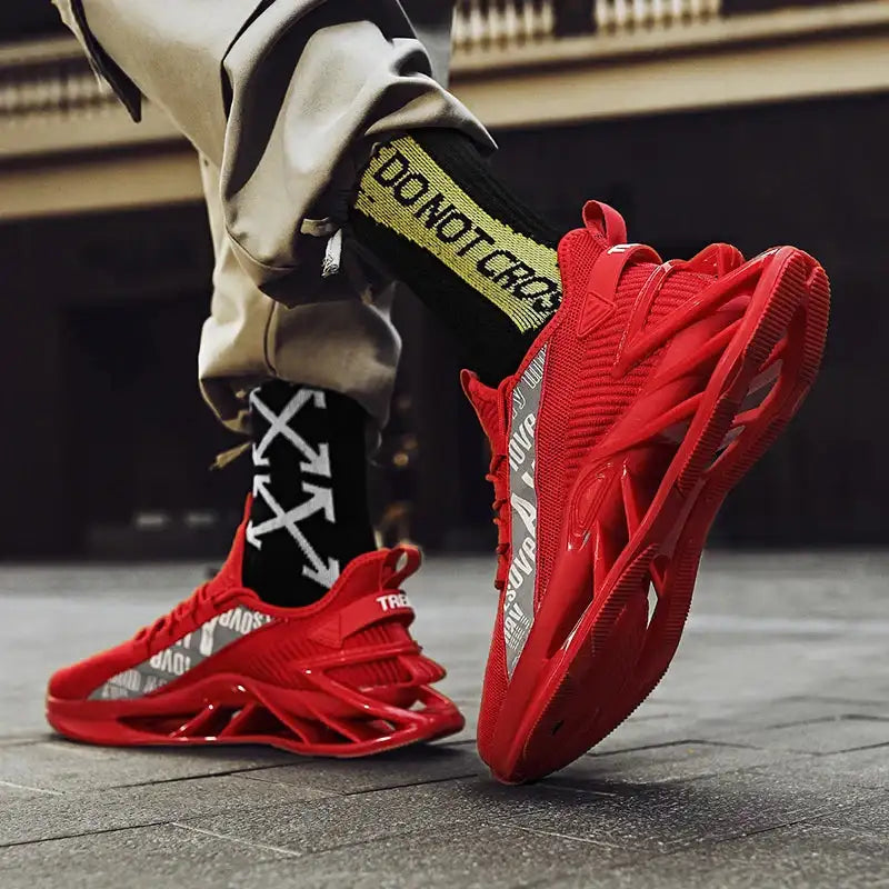 Casual Breathable Men's And Women's Sneakers Luxury Trainer Race Shoes Fashion Running Tenis for Men And Women LuxVrouw